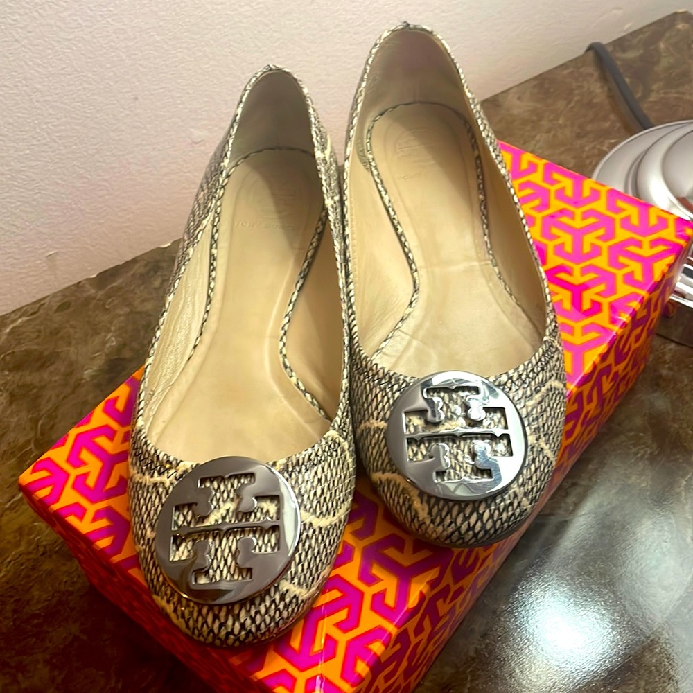Tory burch flats